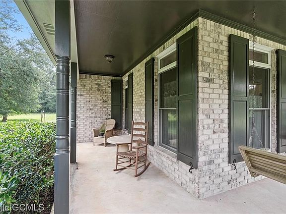 2nd image of 252 Bayou Ave E