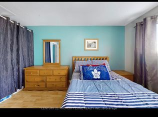 3 Collins Cres ROOM 1, Brampton, ON L6V3M9