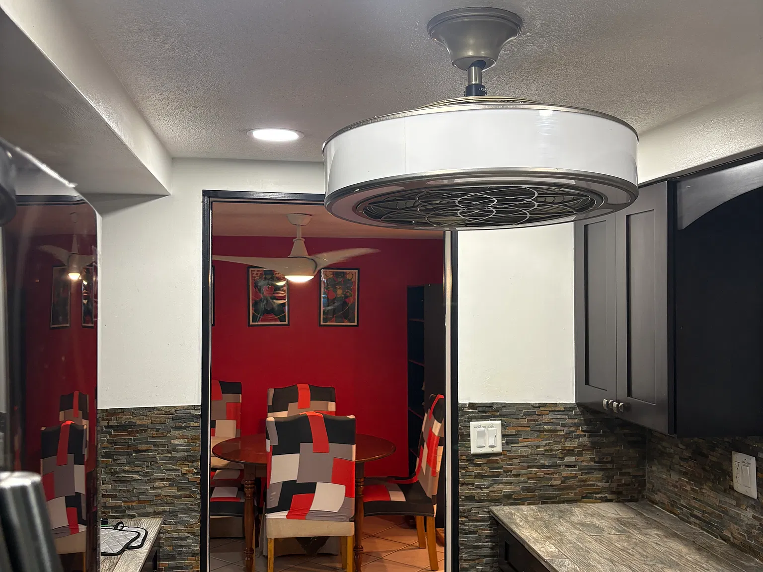 3 bed, 1648 sqft, $2,000 — Photo 4