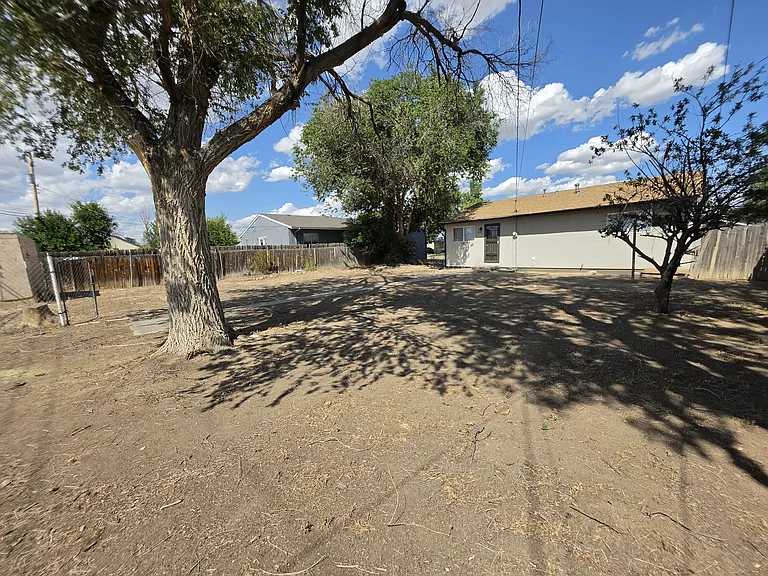 3131 Skyview Ave — Photo 9