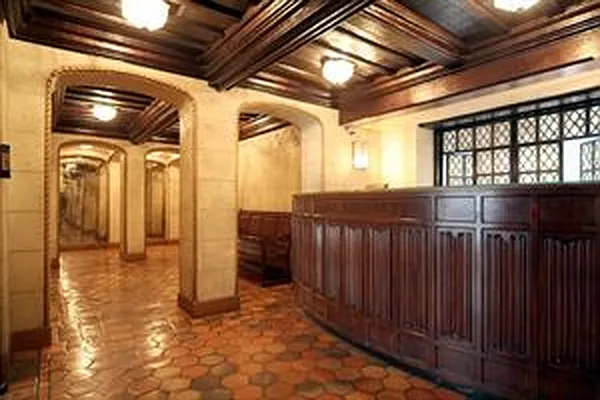 Sold by Corcoran | media 14