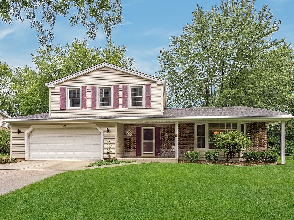 Welcome to 1524 Chippewa Drive!