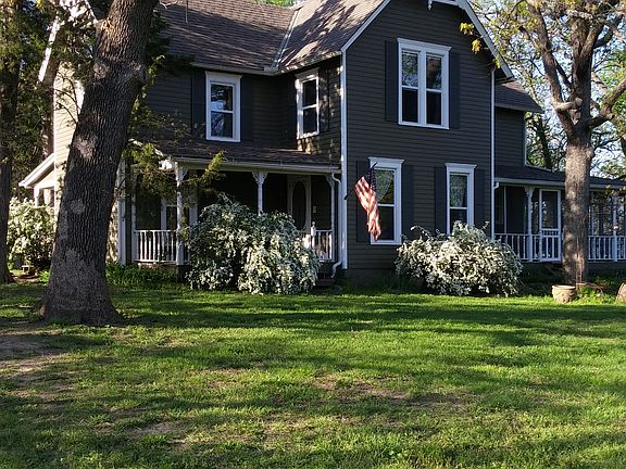 5th image of 26130 W 299th St