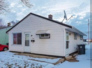 17608 Flora St, Melvindale, MI 48122