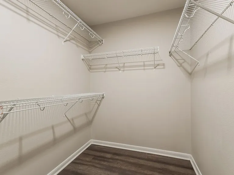 23503 Maple View Dr — Photo 13