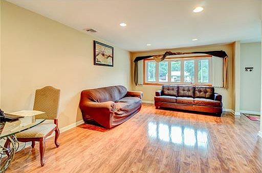 4th image of 16 Kingsley Rd