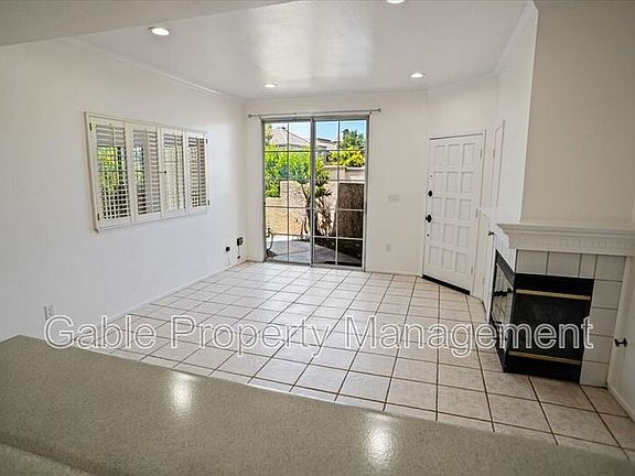2nd image of 23633 Del Monte Dr Unit 263