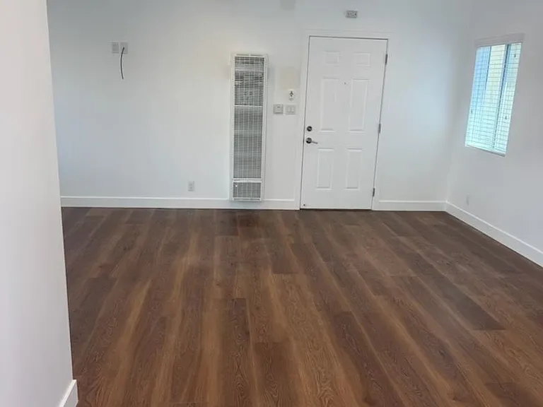 1160 Manhattan Beach Blvd — Photo 3