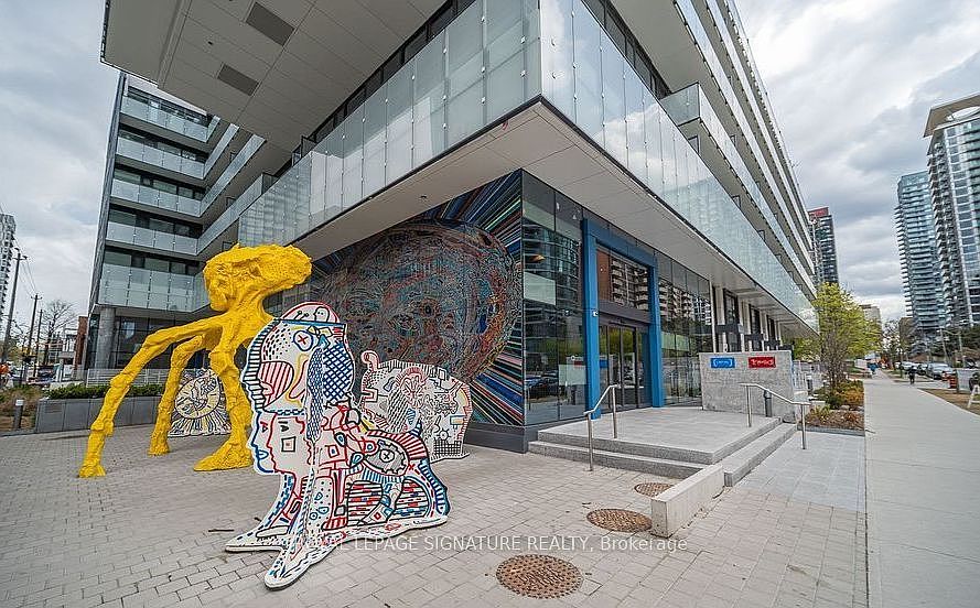 1st image of 161 Roehampton Ave #208