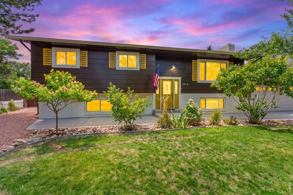1115 Jennifer Dr
