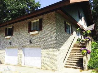 12296 Spruce Ln, Perry, MI 48872