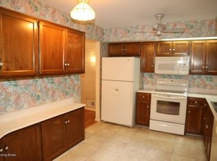 669 Breckenridge Ln, Saint Matthews, KY 40207