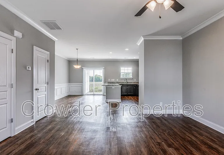 359 Halton Crossing Dr SW — Photo 2