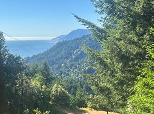 323 Parsons Rd, Whitethorn, CA 95589