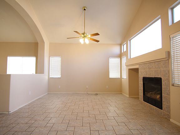 4th image of 6220 Valley Grove Ct