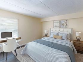 Renaissance at Strawberry Creek Apartments