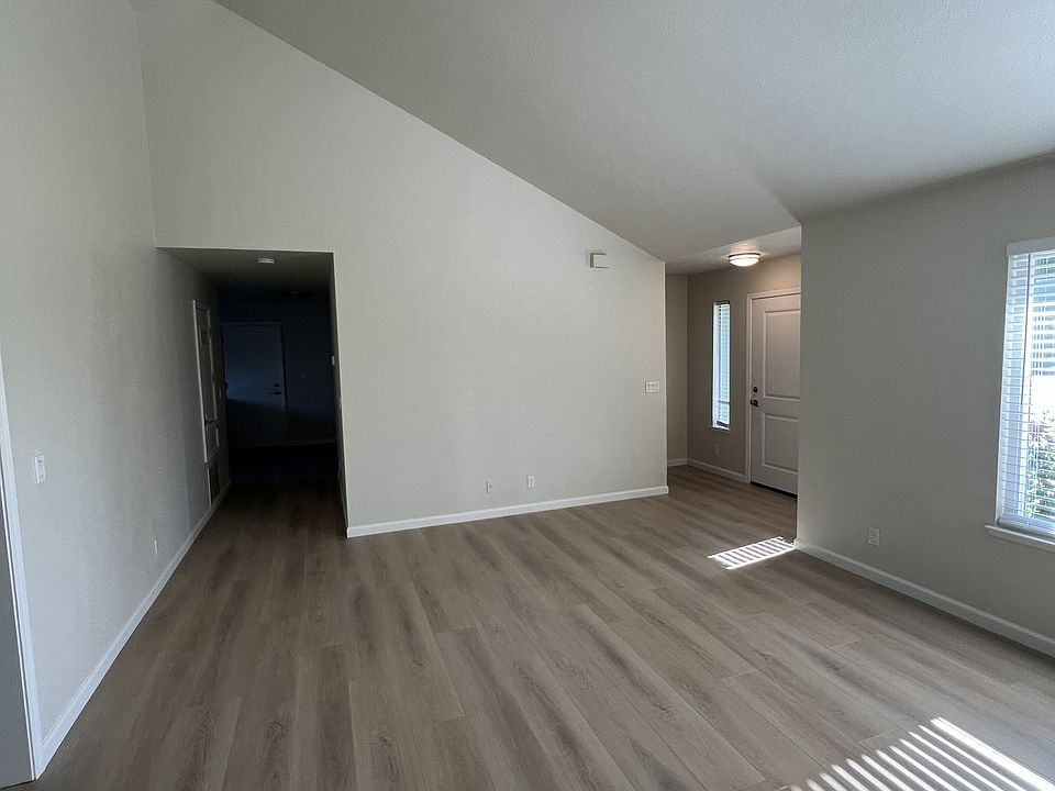 1st image of 490 Rajkovich Way #B