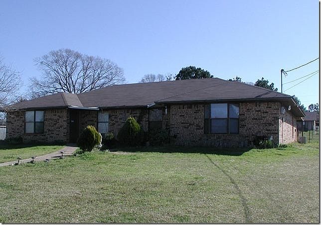 1st image of 4587 Stoneridge Dr