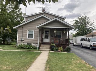 5825 Ridge Ave, Berkeley, IL 60163