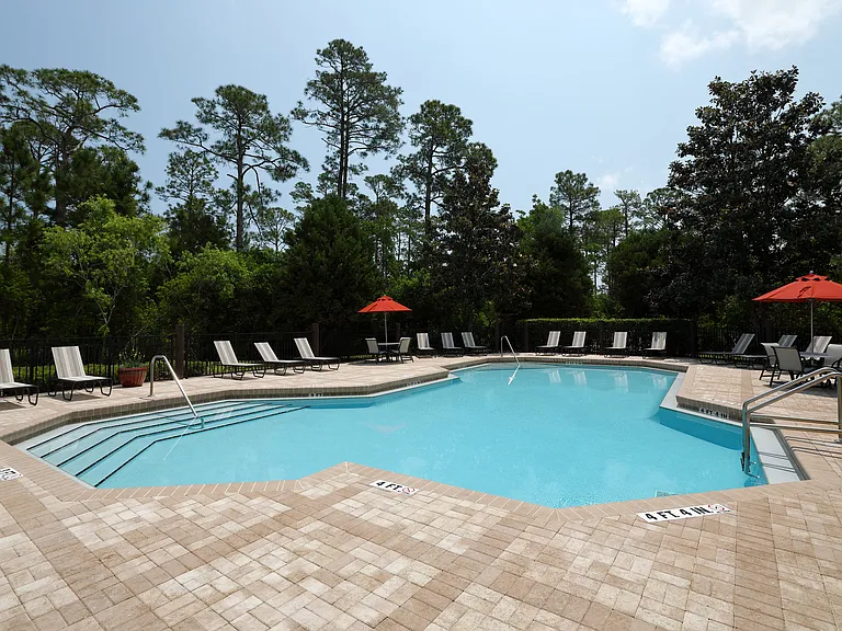 Ponce Harbor Apartments — Photo 5