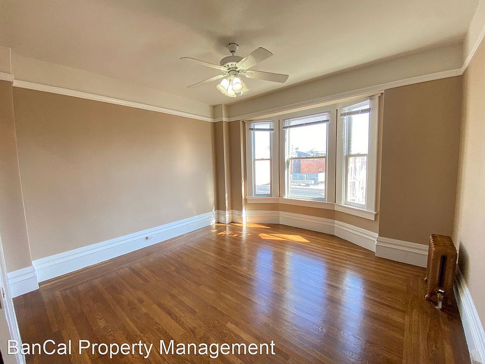 1st image of 922 Post St #401