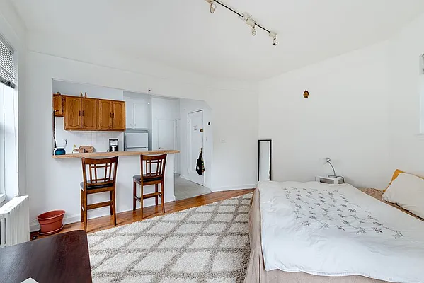 Rented by Zumper Inc | media 5