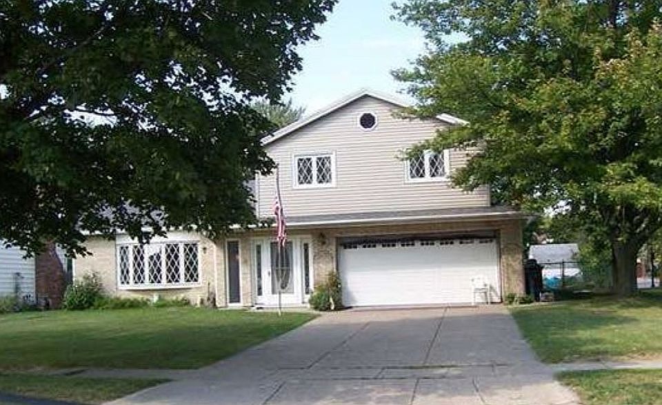 1st image of 460 Meadow Dr