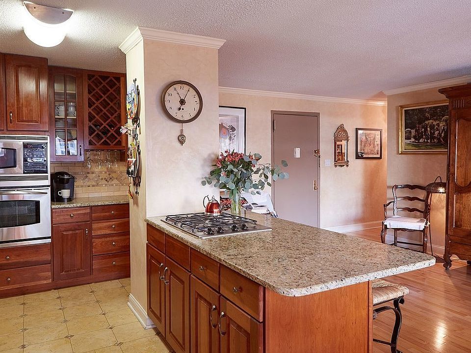 1st image of 80 Gold St APT 6H
