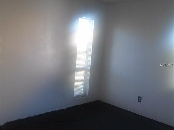 5th image of 875 Aspenwood Cir