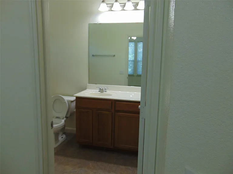 2405 Allred Dr #A — Photo 7