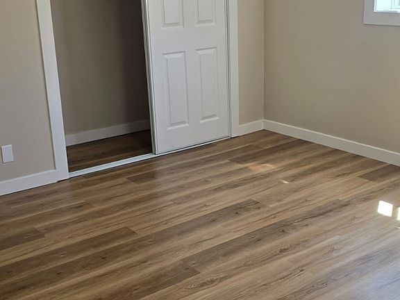 3rd image of 192 Beacon Hill Dr Unit B