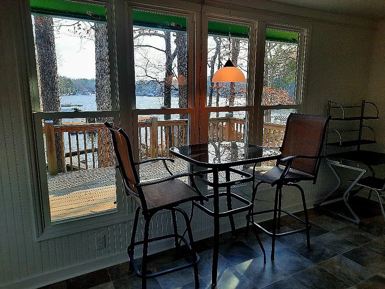 256 Cochran Rd — Photo 10