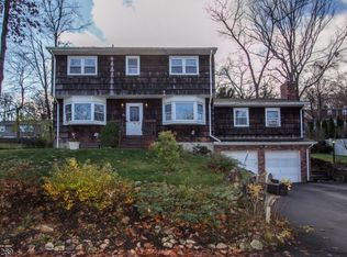158 Lakeside Dr, Rockaway, NJ 07866
