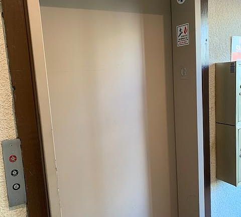 3rd image of 1931 Overland Ave APT 103