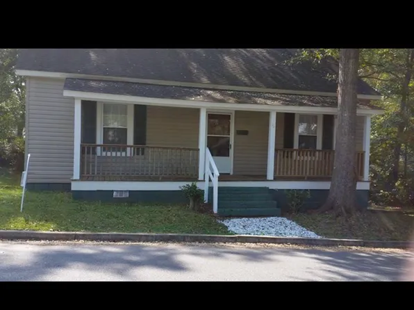 6 W Fleming St, Ware Shoals, SC 29692