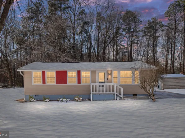 25506 Zion Rd, Ruther Glen, VA 22546