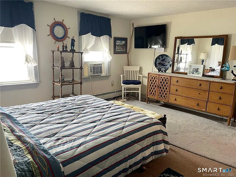 39 Pepperidge Ave — Photo 13