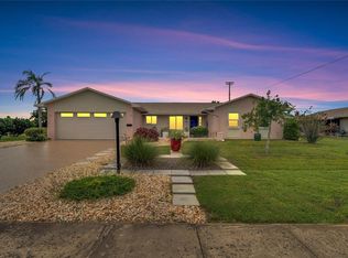 608 Ojai Ave, Sun City Center, FL 33573