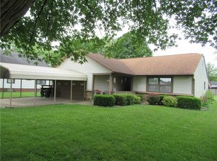 403 N Knightstown Rd, Shelbyville, IN 46176