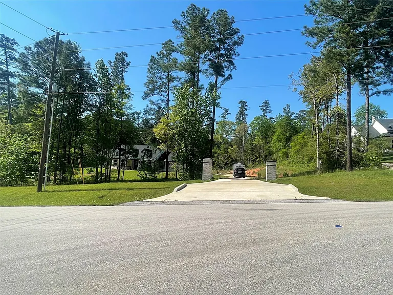 131 Feldspar Ln — Photo 3