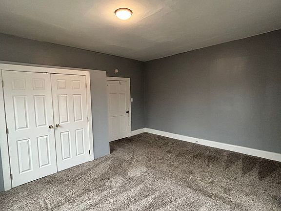 5th image of 2337 E 5th Ave APT A