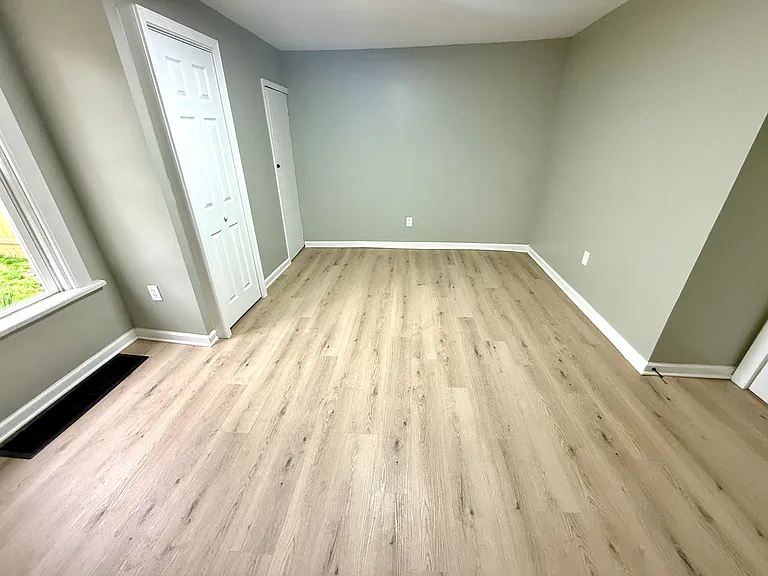 218 Clover St #218 — Photo 6