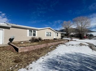 476 Lake Ave, Eagle Nest, NM 87718