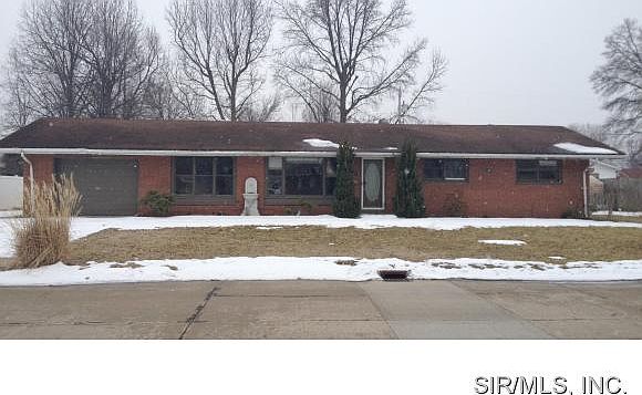 1st image of 2444 Angela Dr