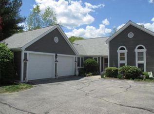 28 Ledgebrook Dr, Blackstone, MA 01504