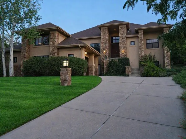 4080 Greens Pl, Longmont, CO 80503