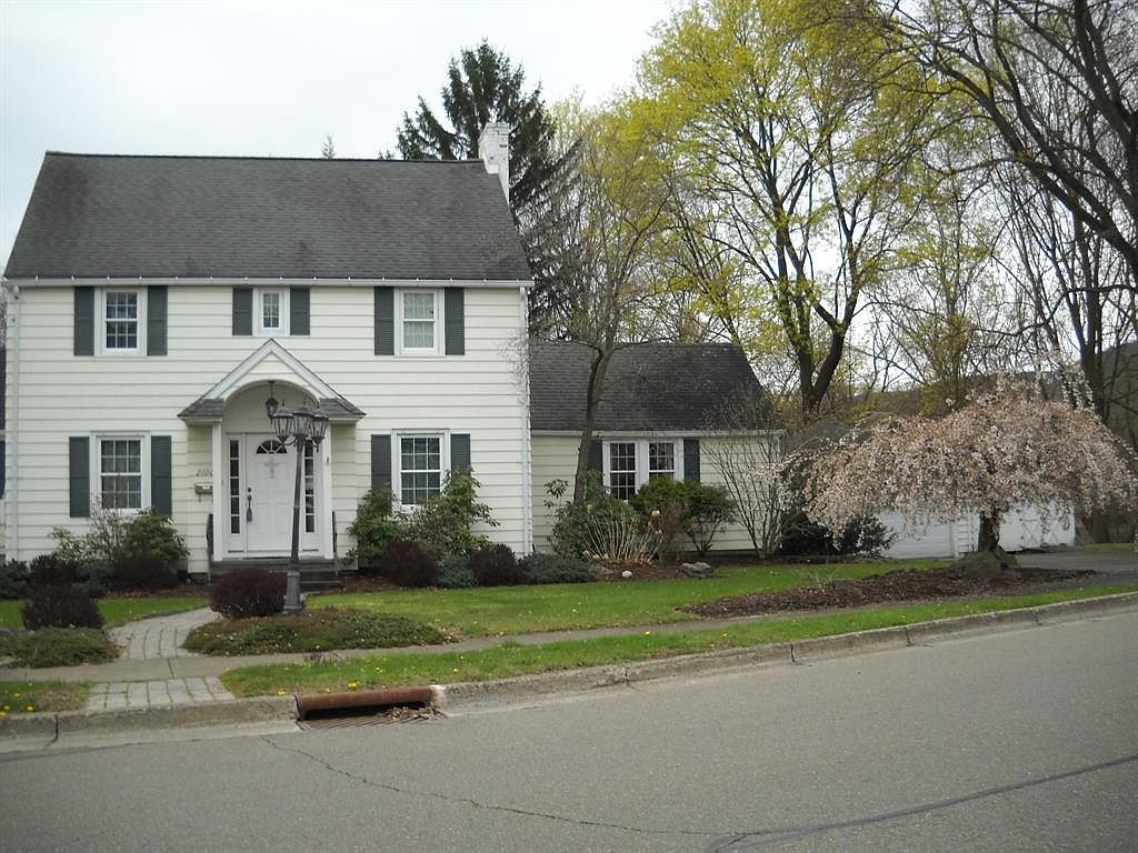 2100 Riverview Dr Endicott NY 13760 Zillow   E8ecc1b26a5cbfe032bcec07c325d1e6 Cc Ft 1536 