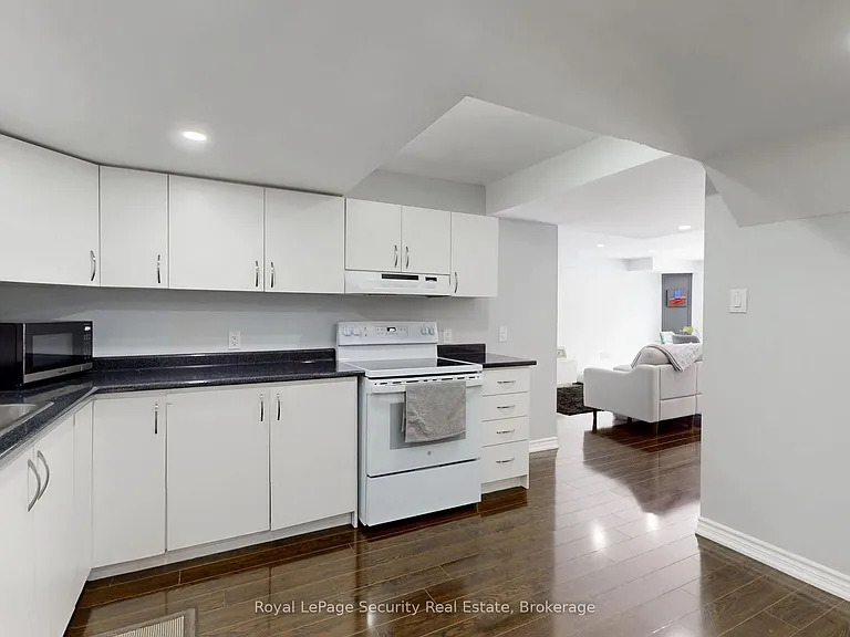 39 Vivian Creek Rd — Photo 3