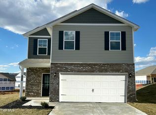1037 Tara Ct, Blountville, TN 37617