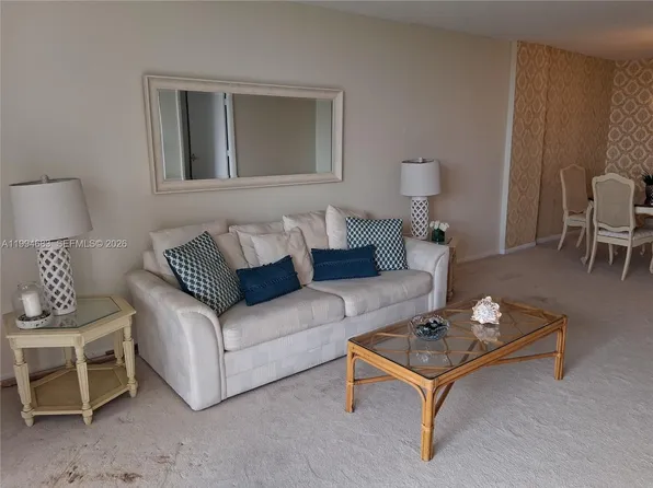 555 NW 4th Ave #4190, Boca Raton, FL 33432